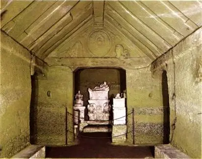 tomba etrusca in Umbria