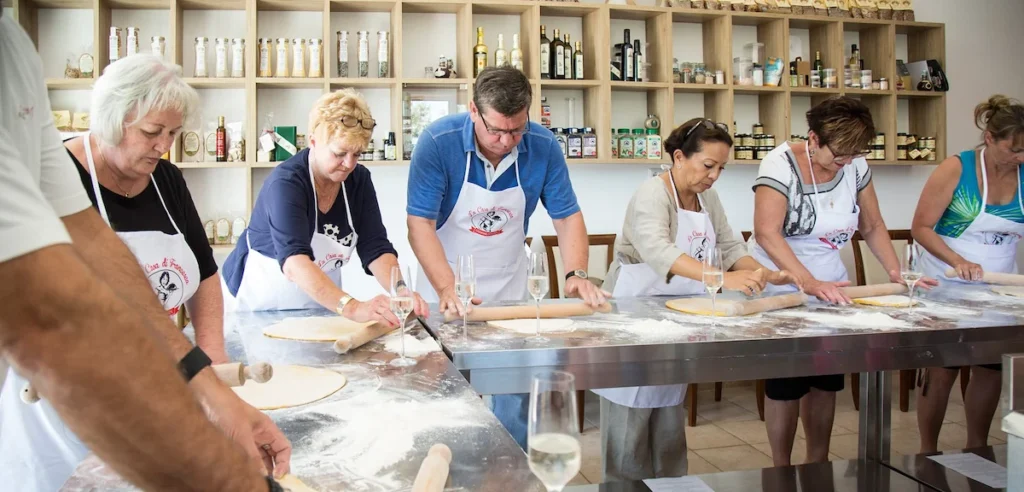 Lezioni di cucina tosco-umbra presso La Casa di Francesca, si raggiunge a piedi da Castel Brio